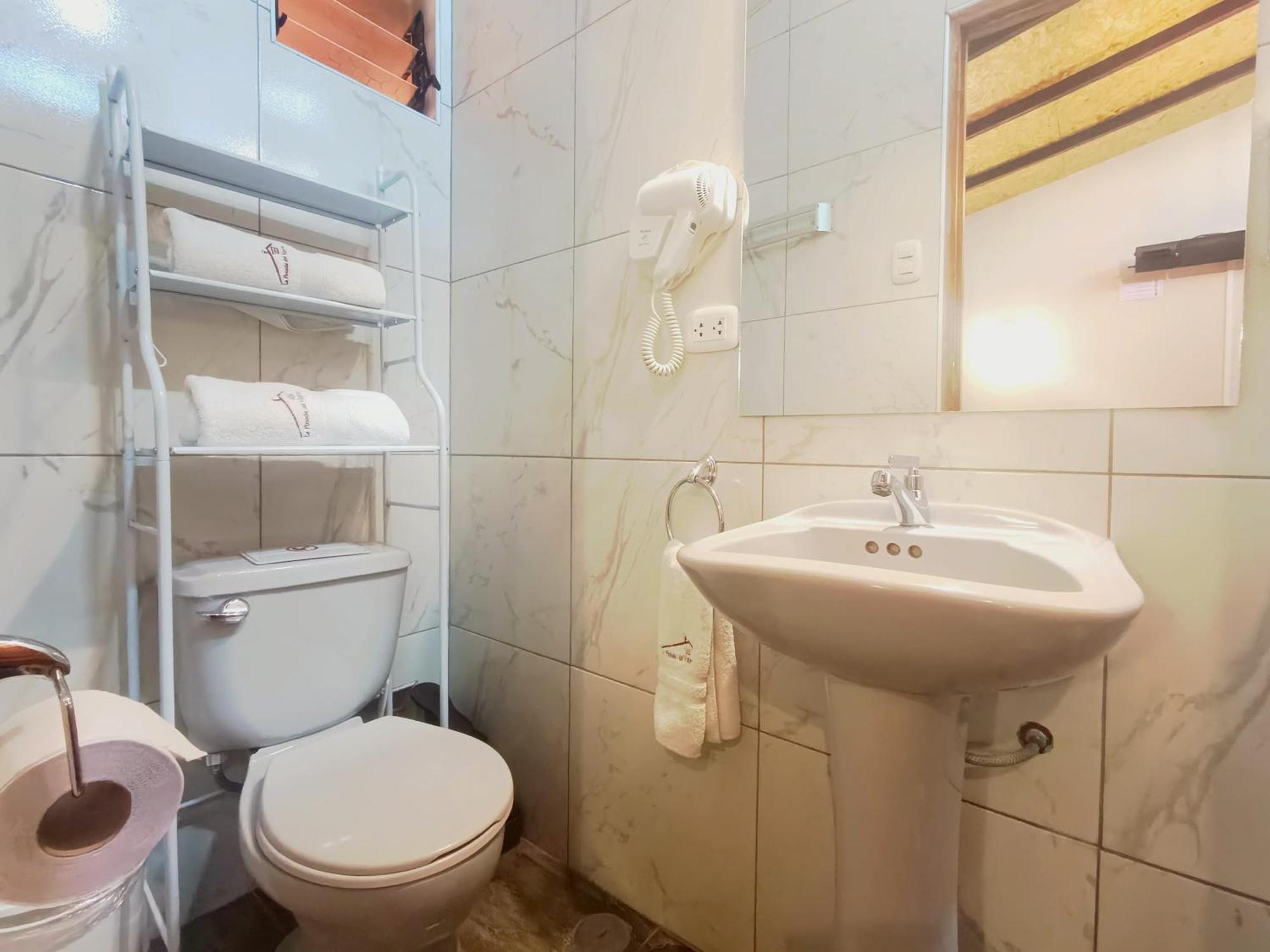 La Del Viajero Hotel 3*